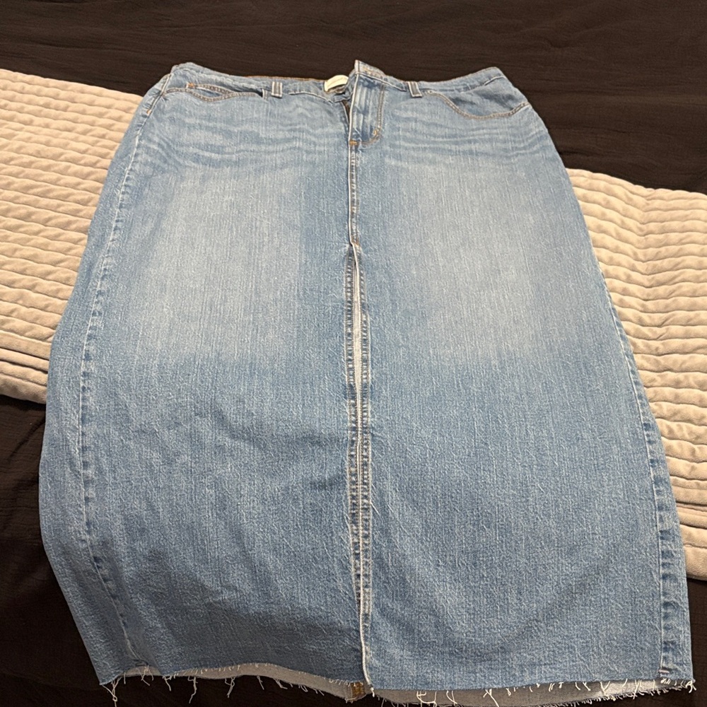 Universal Thread Light Blue Denim Pencil Skirt